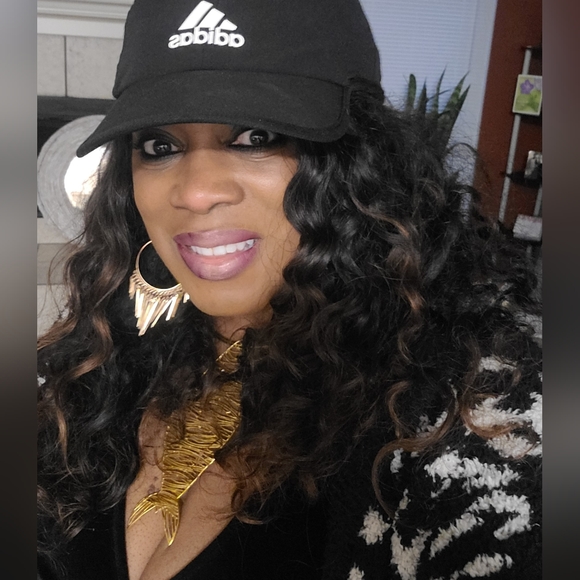 CO- LIKE THIS POST TO BE NOTIFIED WHEN I GO LIVE - Picture 6 of 16